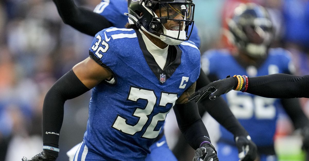 "Colts Re-Sign Safety Julian Blackmon to One-Year Deal, Bolstering Defense"