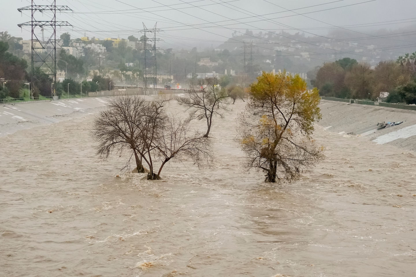 "California's Record-Breaking Storm: A Perfect Storm of Bomb Cyclone, El Niño, and Climate Change"