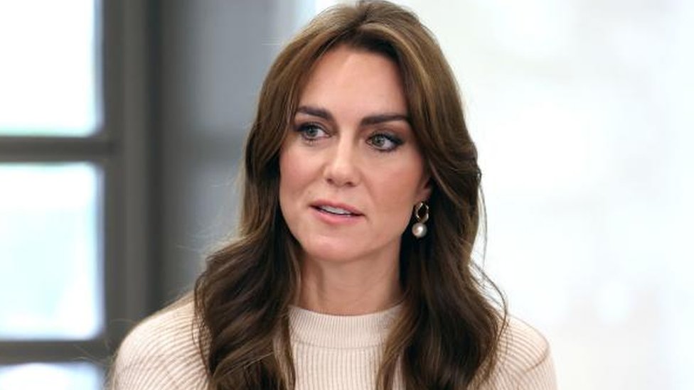 "Privacy Breach: Kate Middleton's Medical Records Accessed at Clinic"
