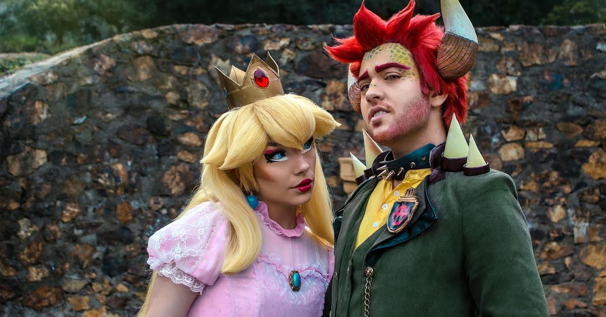 Featured image for "Lovebunny and DinoGraveyard's TikTok cosplay brings a sexy twist to Mario movie"
