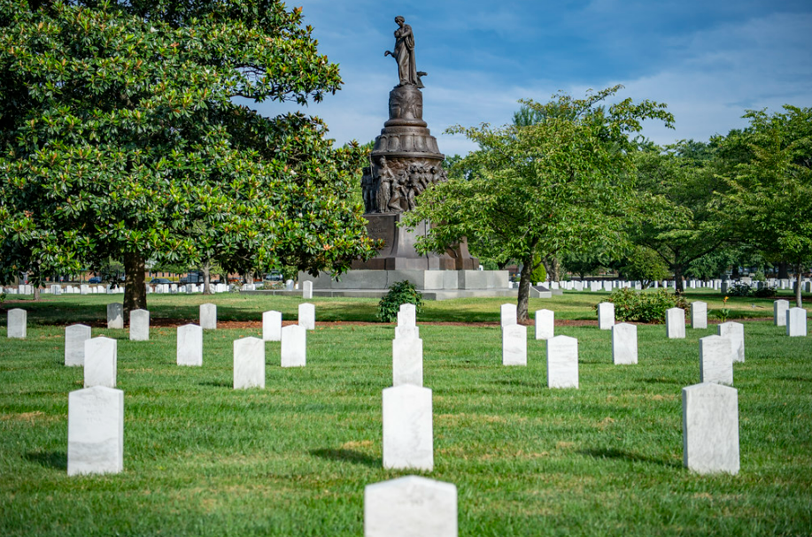 Controversy Surrounds Removal of Confederate Memorial in Arlington National Cemetery