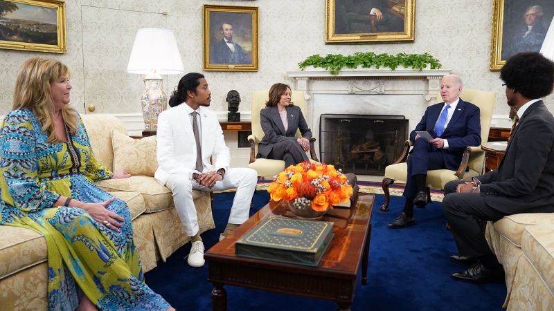 Featured image for "Tennessee Three" lawmakers meet with Biden to discuss gun reform and community safety.