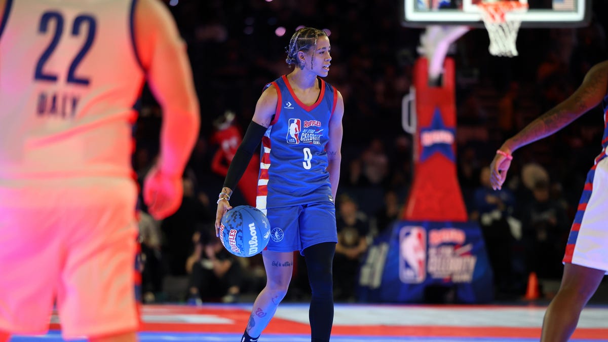 Featured image for "NBA All-Star Celebrity Game 2024: LED Court Debuts to Mixed Reviews and Cowboys' Micah Parsons Named MVP"