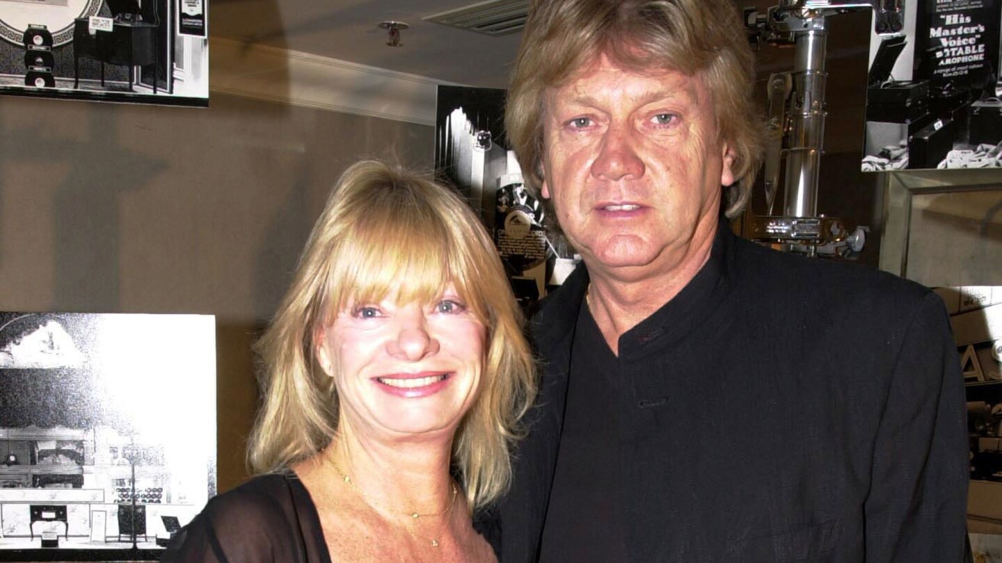 Featured image for John Lodge, Moody Blues Singer and Bassist, Dies at 82