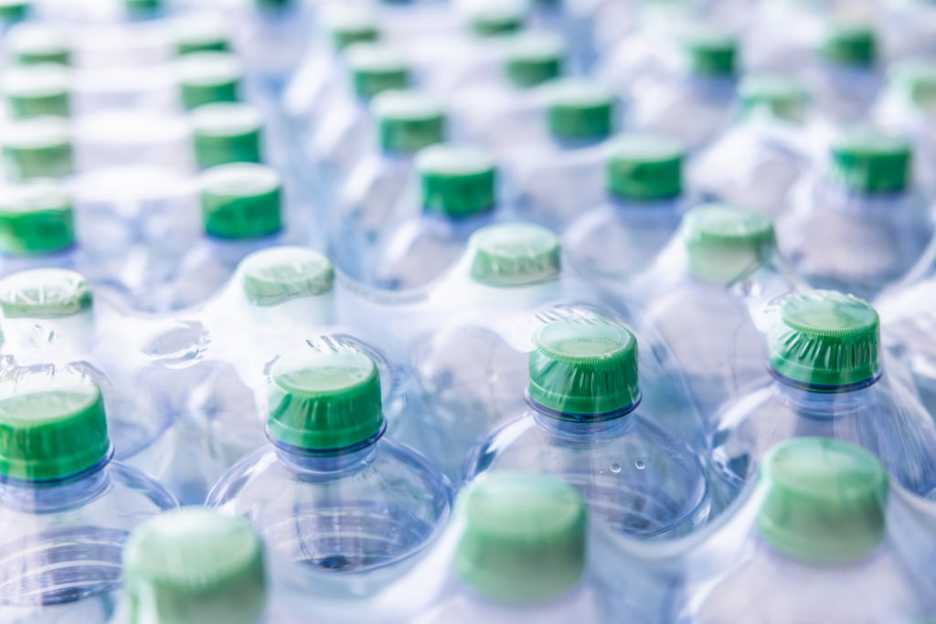 "Study Reveals Alarming Levels of Nanoplastics in Bottled Water"