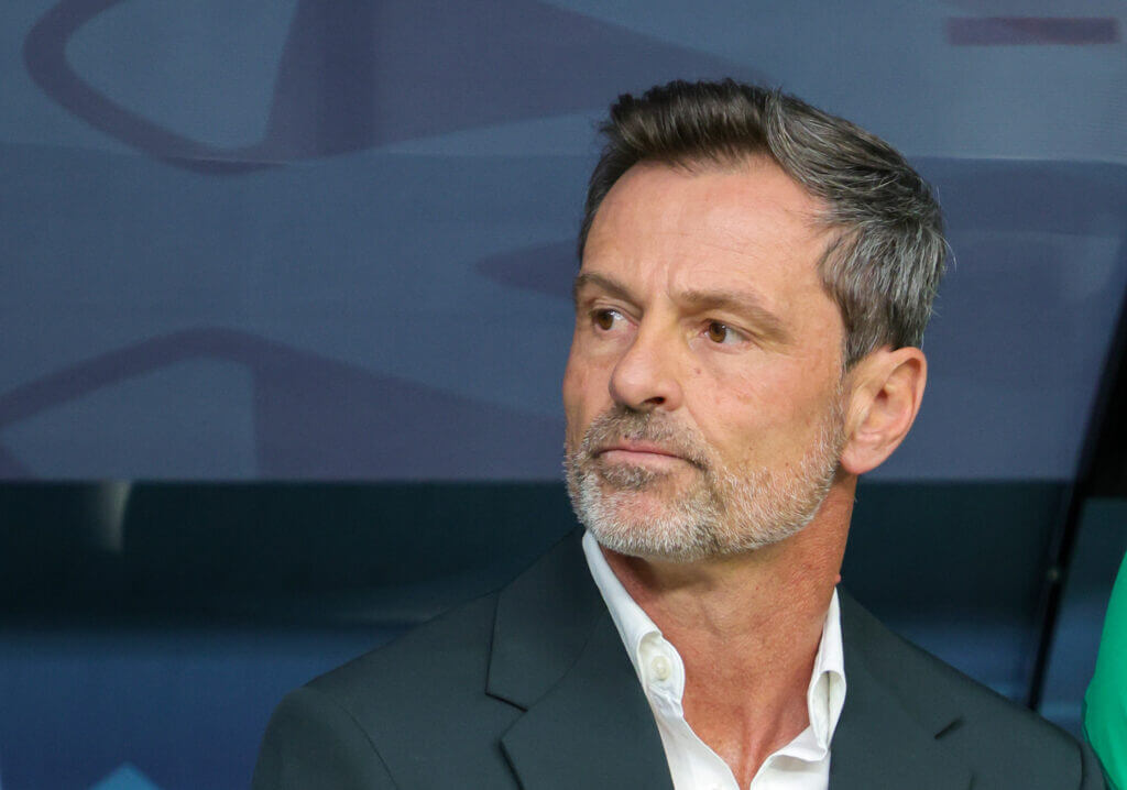 Featured image for Mexico's National Soccer Team Fires Coach Diego Cocca After Disappointing Results.