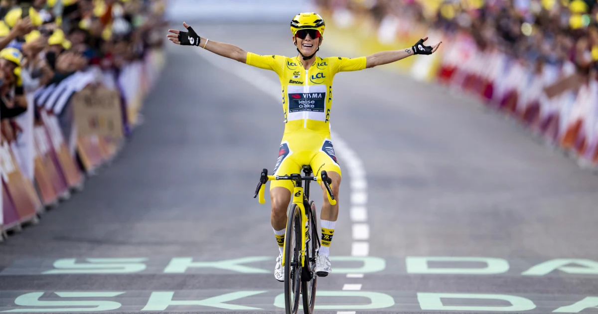 Featured image for Pauline Ferrand-Prévôt Clinches First French Win at Tour de France Femmes