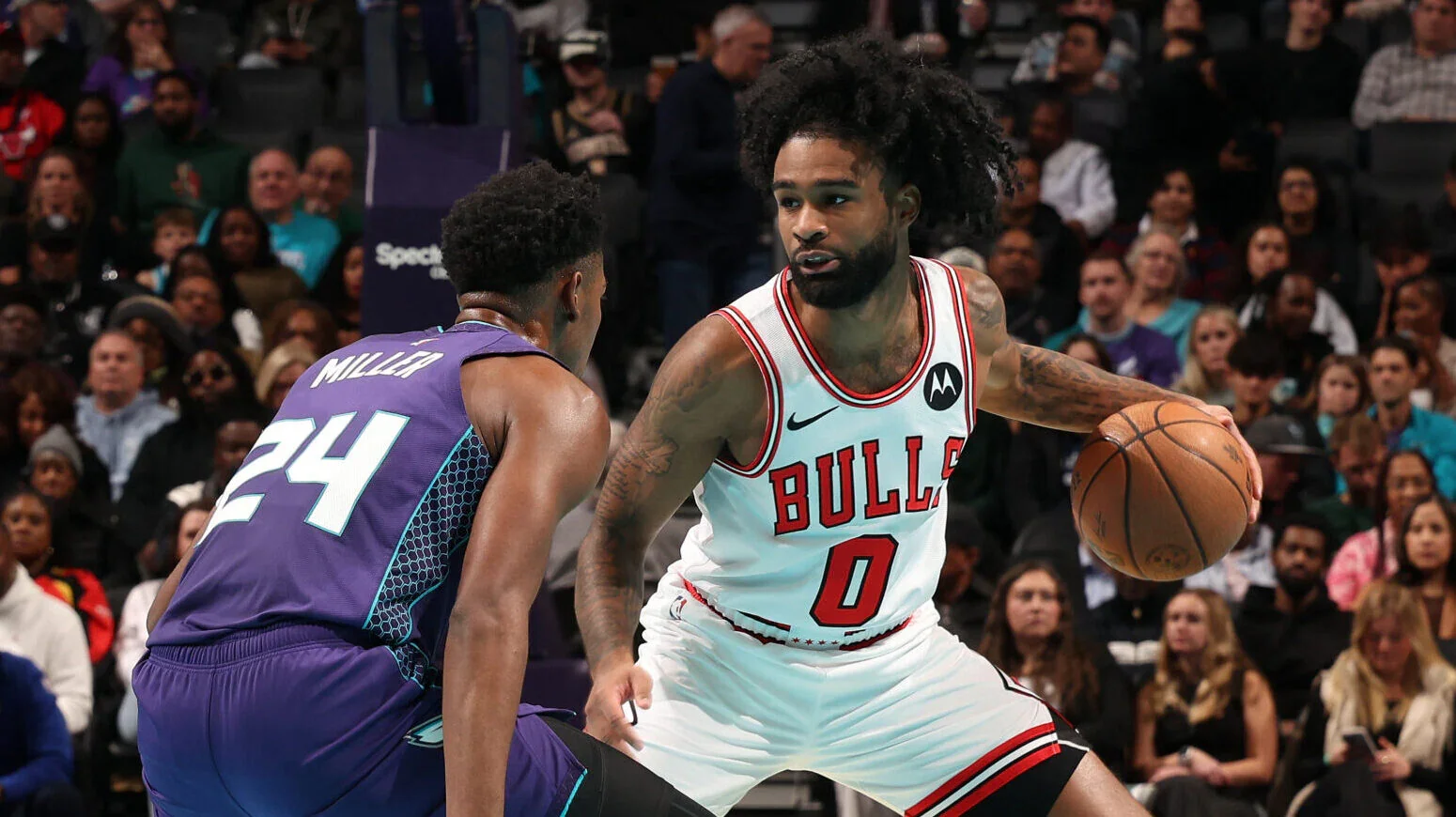 Hornets land White, Conley in three-team swap with Bulls