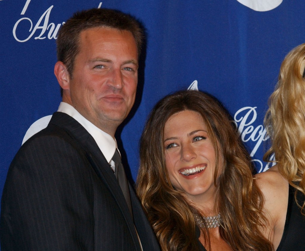 Jennifer Aniston's Silent Grief: Coping with Matthew Perry's Death