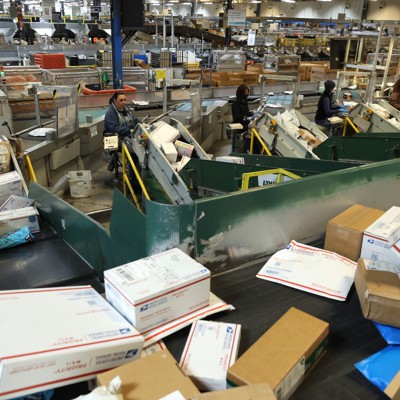Featured image for USPS Aims to Outshine UPS and FedEx with New Shipping Service