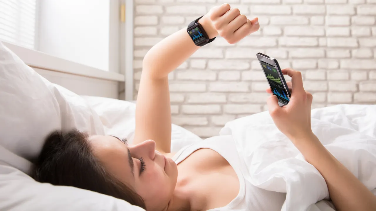 "Expert Warns of Condition Linked to Excessive Sleep Tracking Obsession"