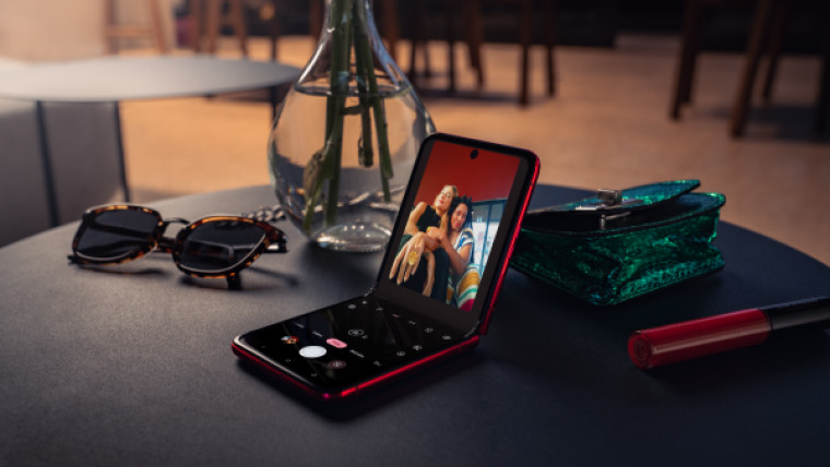 Featured image for Leaked Motorola Razr 2024 Images Reveal Major Upgrades