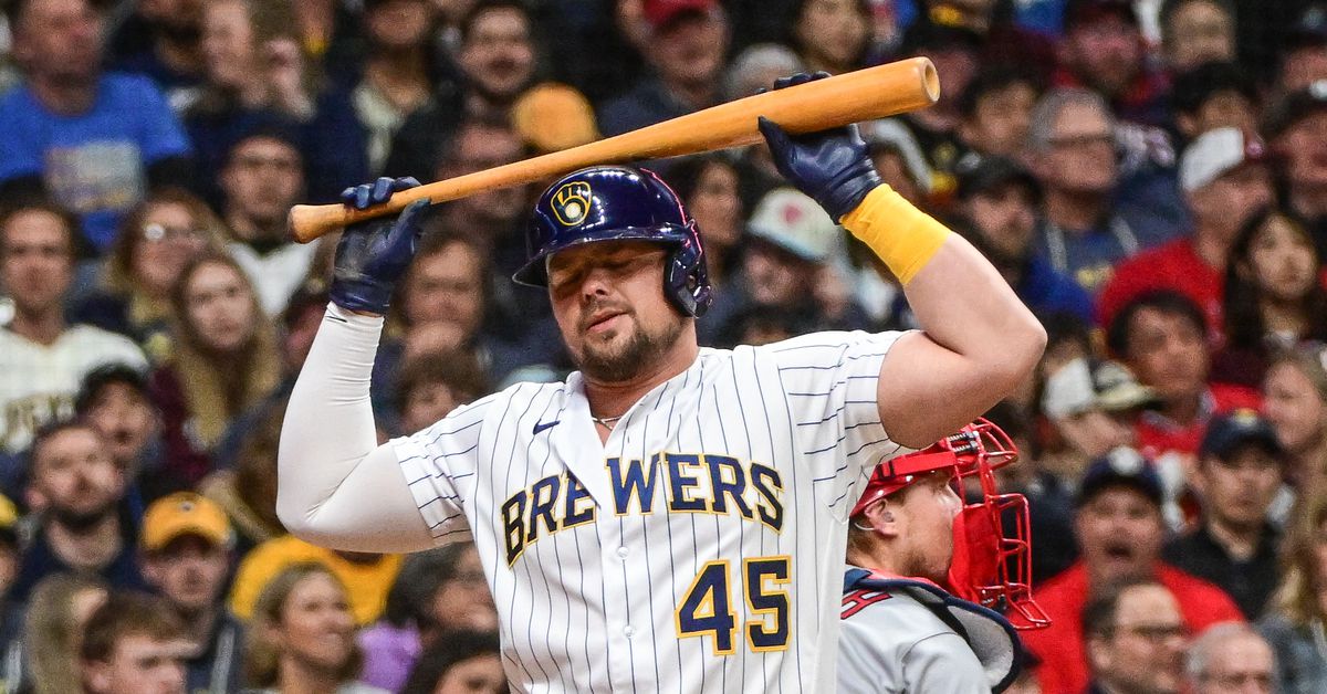 Featured image for Brewers shake up roster, cut Voit and Claudio