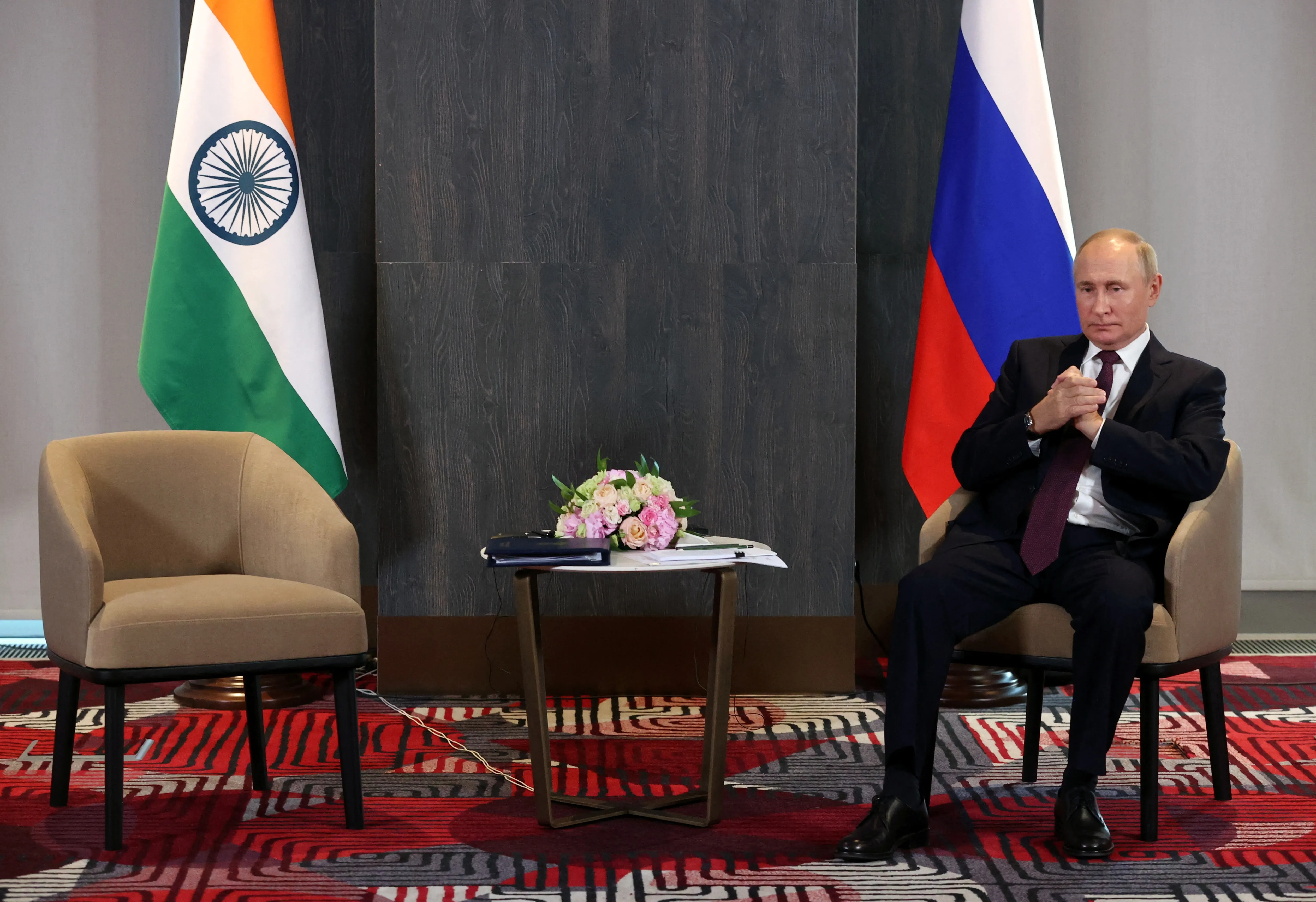 Featured image for Ukraine conflict causes delay in Russian arms delivery to India.