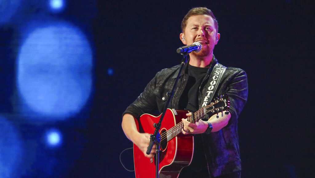 Featured image for Scotty McCreery to Headline Nebraska Volleyball Day.