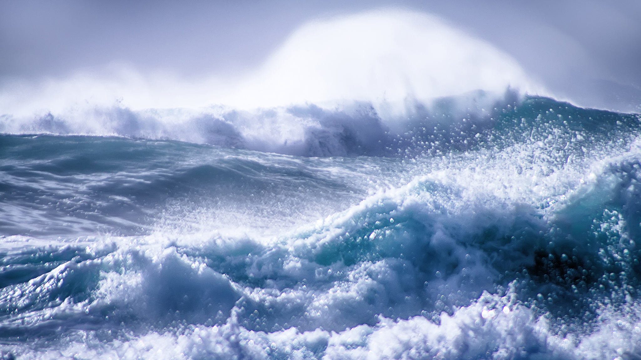 Featured image for "Rogue Waves Increasing in Frequency: Causes Unveiled"