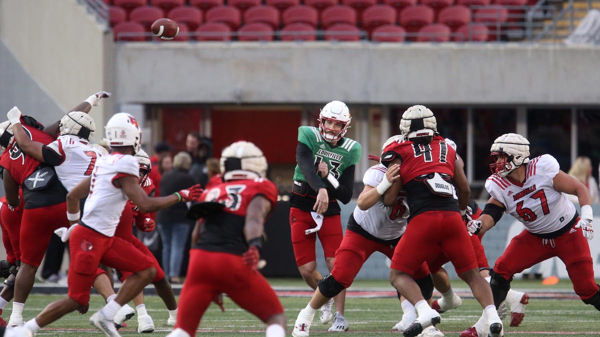 Featured image for "Louisville Spring Game Highlights: Plummer Shines, Defense Dominates"