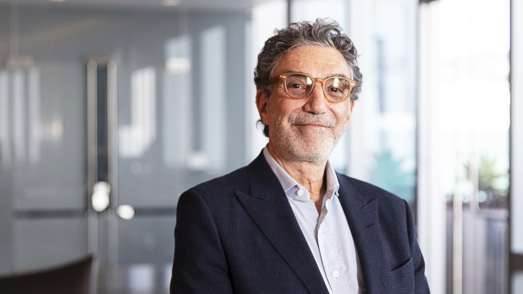 Featured image for Chuck Lorre donates $30M to create new medical school.