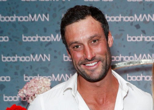 Featured image for Tragic Death of 'Bachelorette' Star Charlie Newling at 36