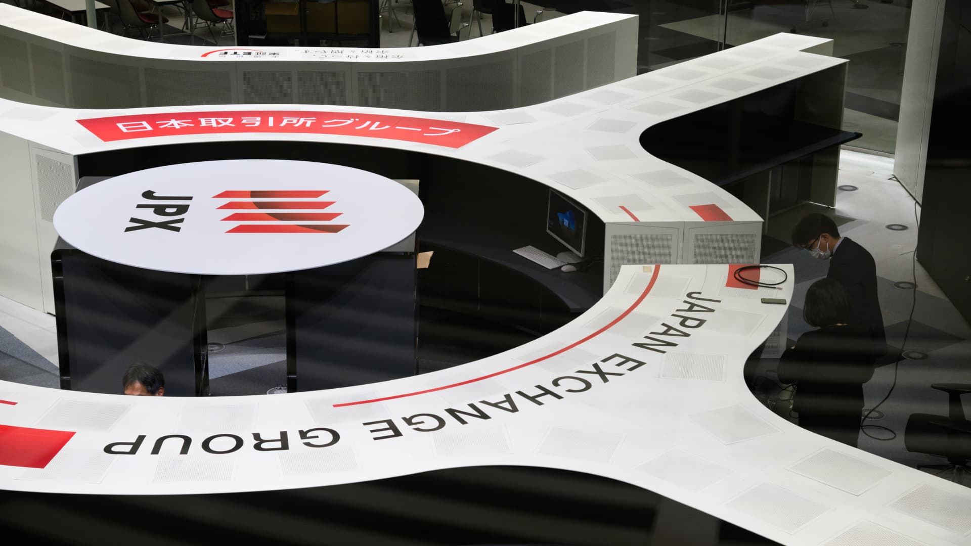 "Asia-Pacific Markets Closed for Holiday, Japan and China Stocks Rise"