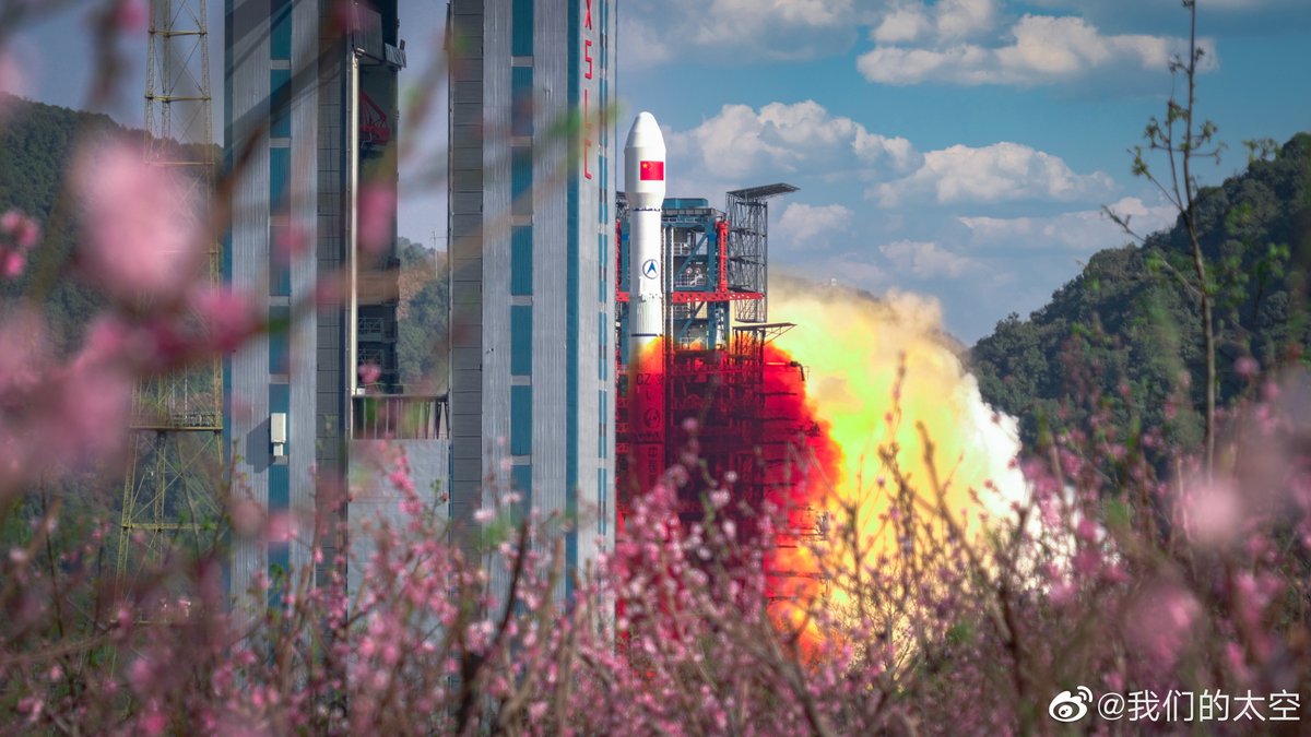 Featured image for Chinese Commercial Rockets Set for Tripleheader Launch.