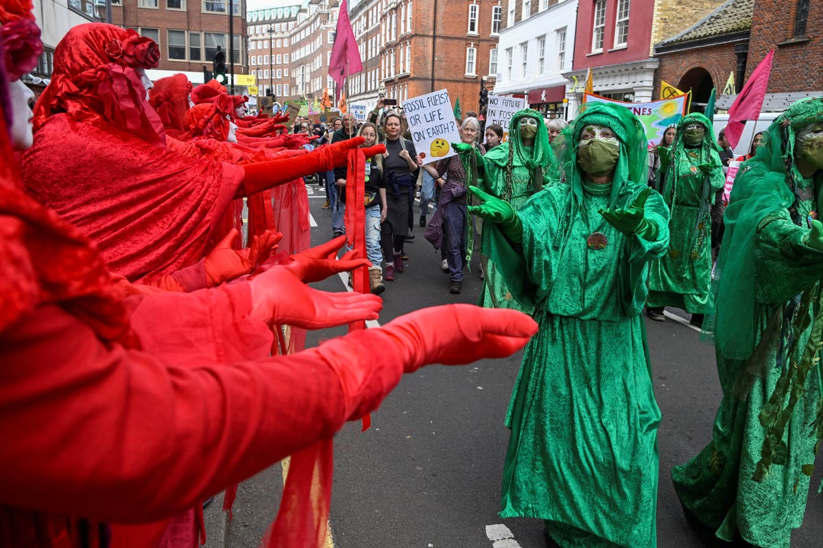 Featured image for "Massive Turnout for Extinction Rebellion Protests in London"