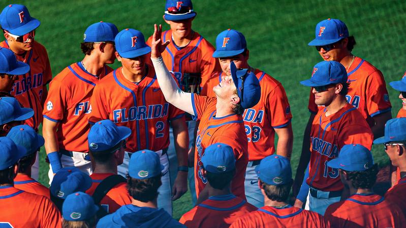 Featured image for Florida Gators Secure 17th Straight NCAA Baseball Tournament Bid