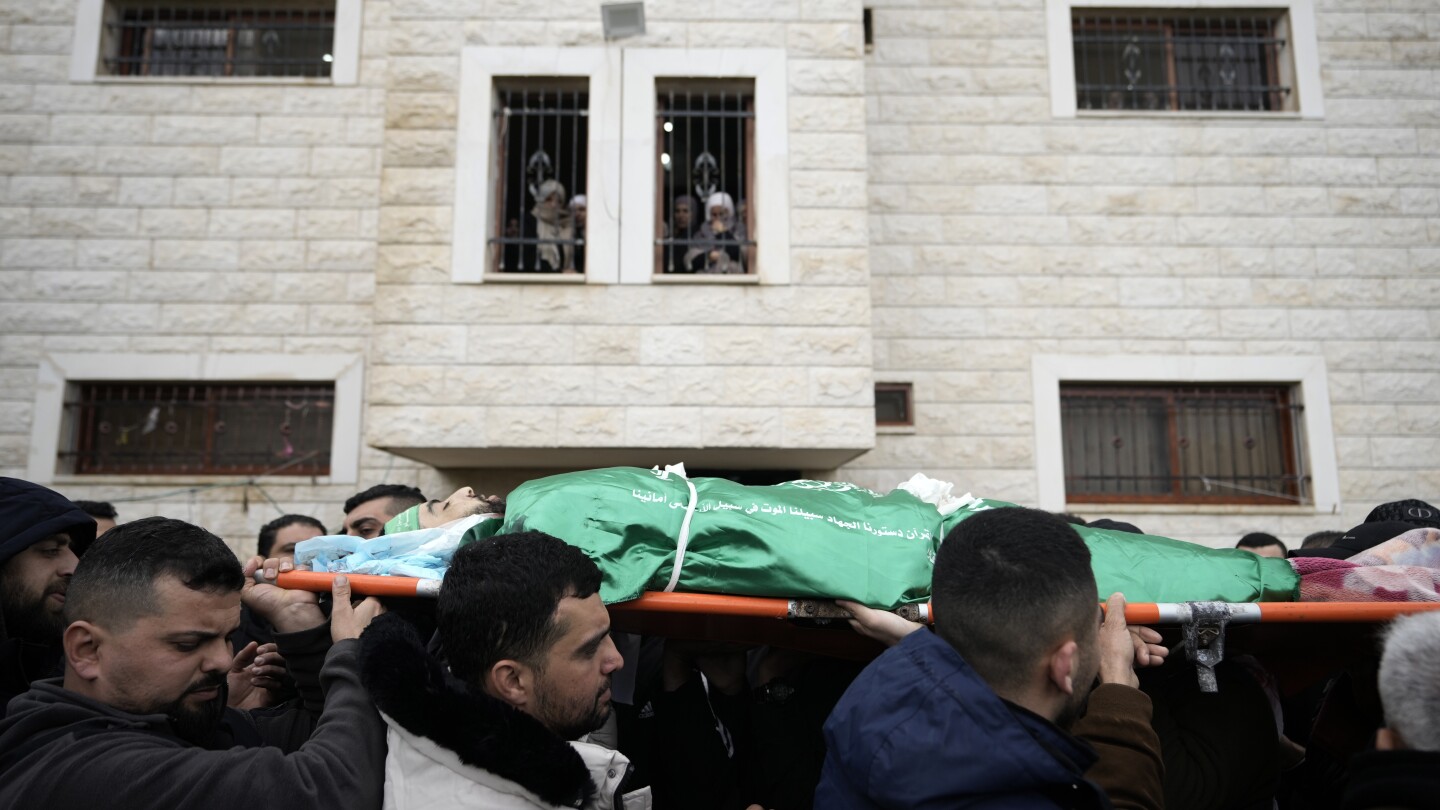 Israeli Forces Kill 3 Palestinian Militants in West Bank Hospital Raid