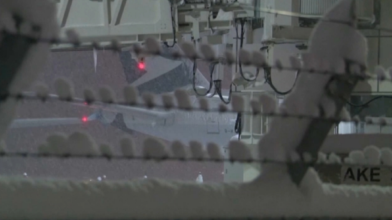 Featured image for Planes Collide at Japanese Airport in Snowy Weather