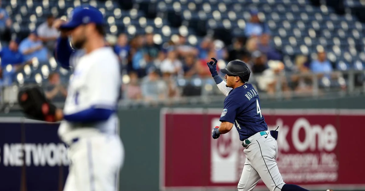 Mariners Ride Rollercoaster of Emotions in Victory over Royals