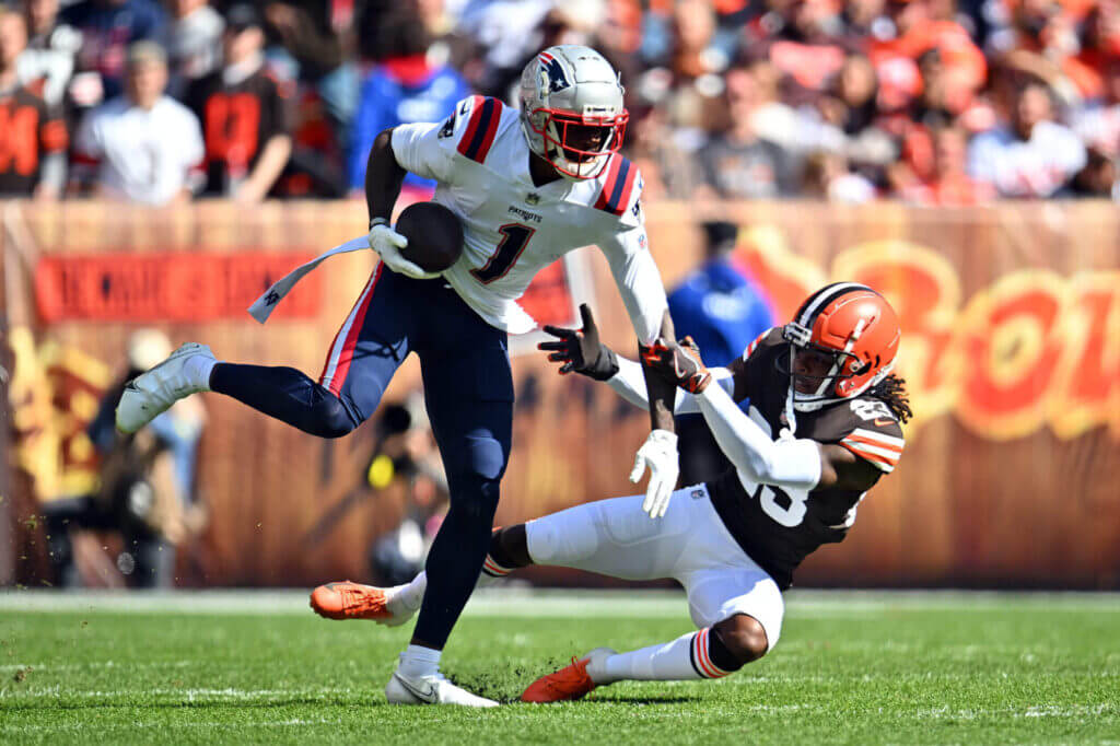 Patriots Secure DeVante Parker with Lucrative 3-Year Extension