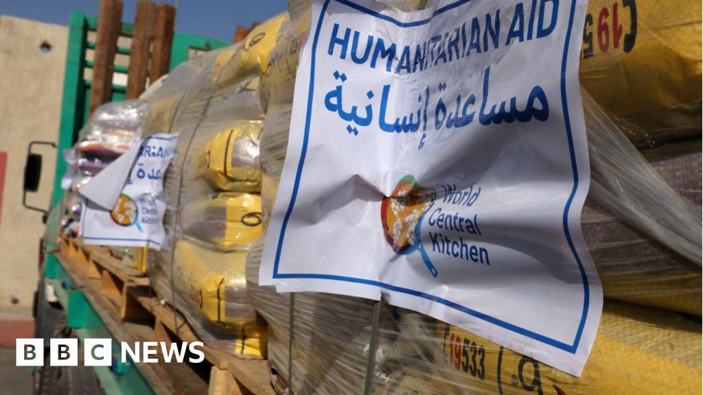 Israeli Protests Disrupt Aid to Gaza Over Hostage Crisis
