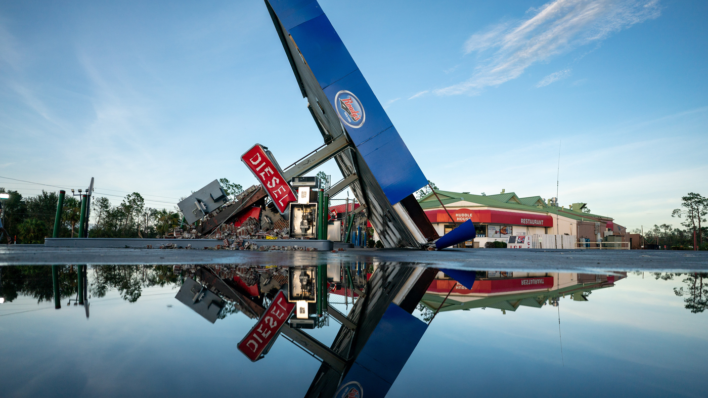 Idalia's Devastating Impact: Flooding and Damage Across Florida and South Carolina