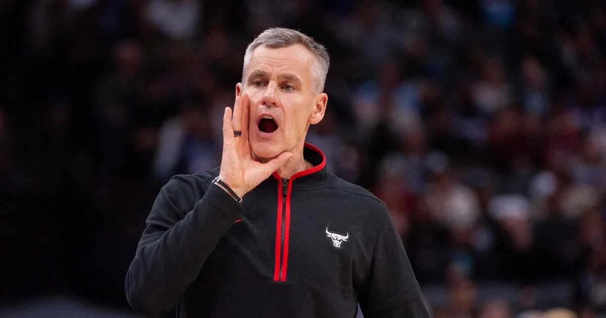 Donovan Emerges as Front-Runner for UNC Job After Davis Departure