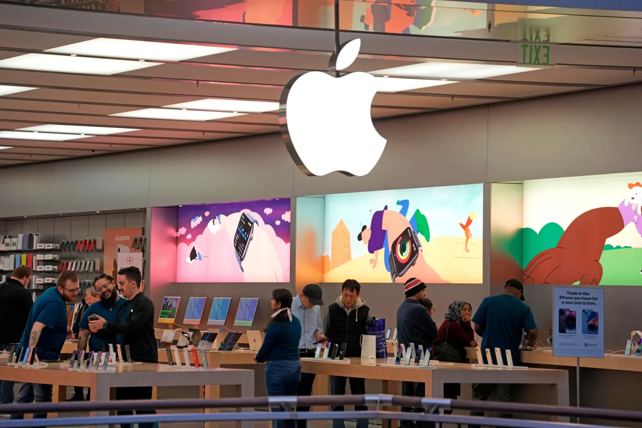 California Police Arrest Apple Store Thieves After Brazen iPhone Heist