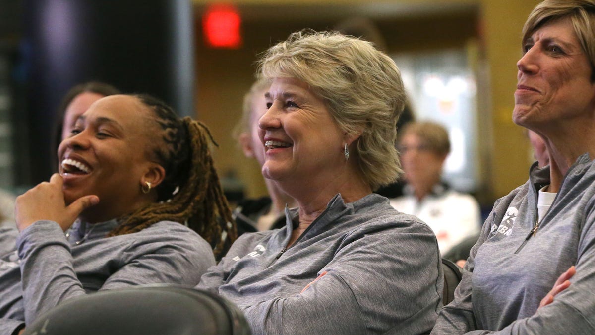 Featured image for "March Madness Reveals Iowa's Tough Road to NCAA Tournament Success"