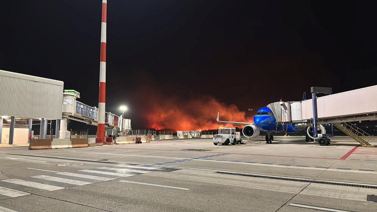 "Extreme Weather Ravages Italy: Wildfire Closes Sicily Airport, Storms Claim Lives"