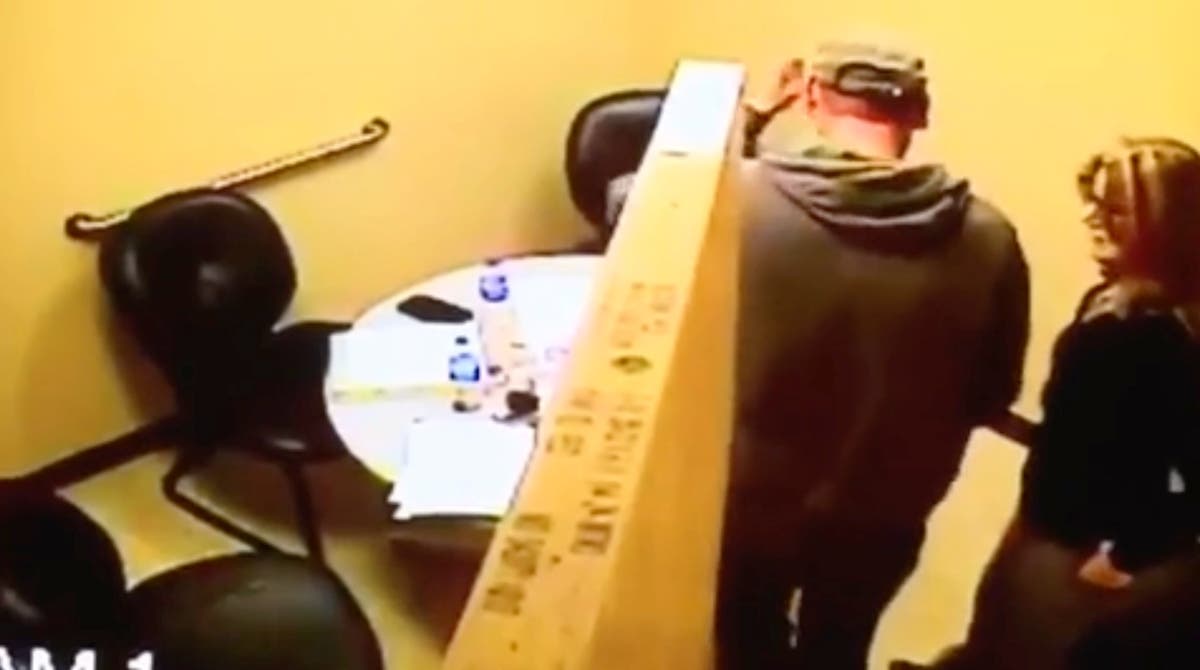 Featured image for "Oxford High School Shooter's Mother's Regretful Admission and Witness Testimony: Live Trial Updates"