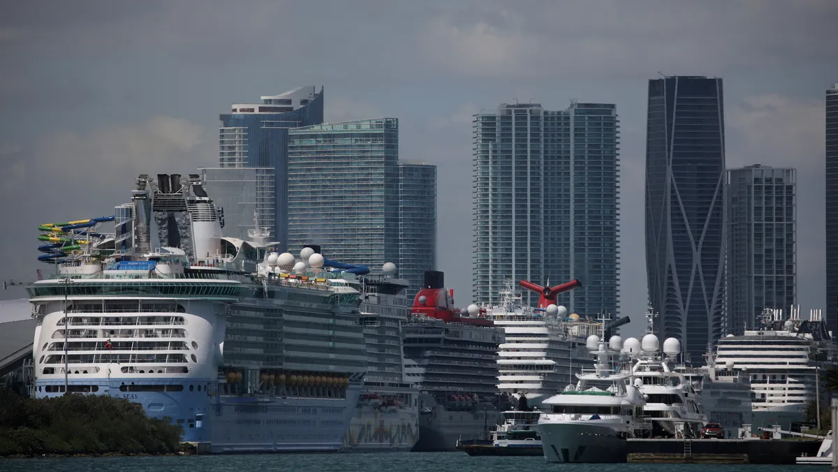 Texas Mother Leaves Young Children Alone to Go on Cruise