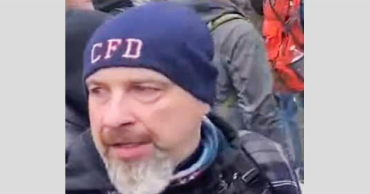 Jan. 6 rioter sentenced to 4 years for assaulting officers with fire extinguisher.