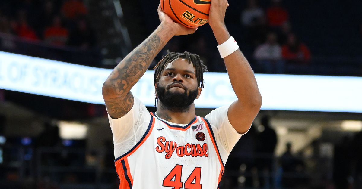 Texas Edges Syracuse 70-66 in Legends Classic Showdown