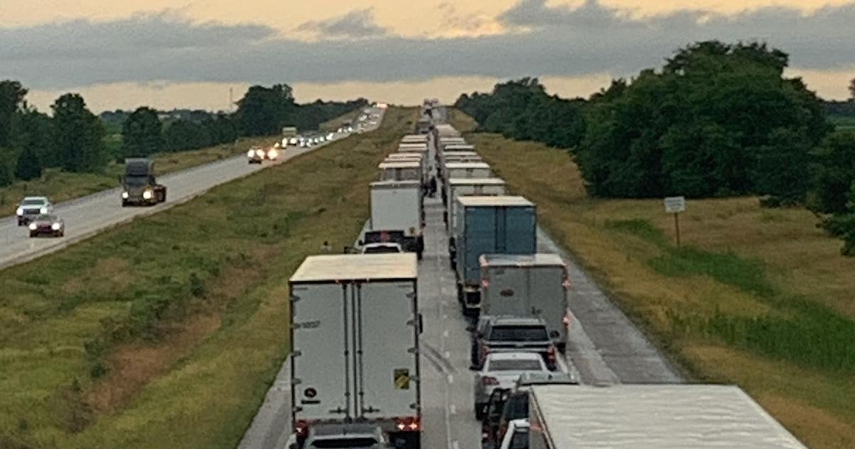 Severe storms wreak havoc in Central Illinois, causing traffic chaos and power outages
