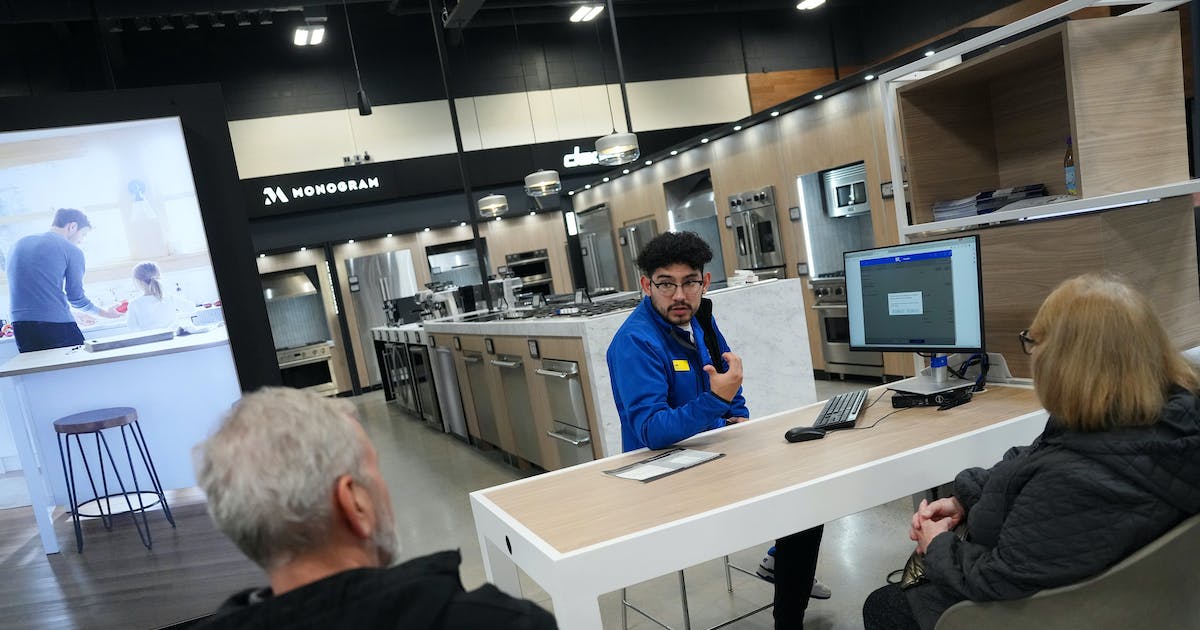 Featured image for "Best Buy Launches Multi-Tiered Membership Program with Exclusive Perks"