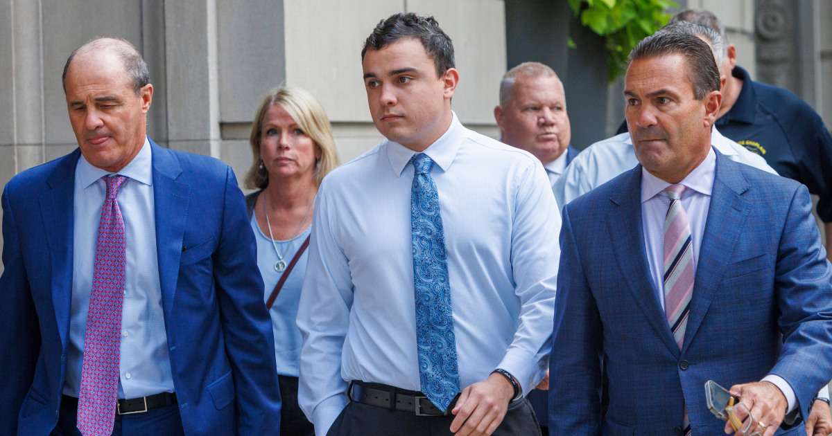 Judge dismisses murder charge against Philadelphia police officer in fatal traffic stop shooting