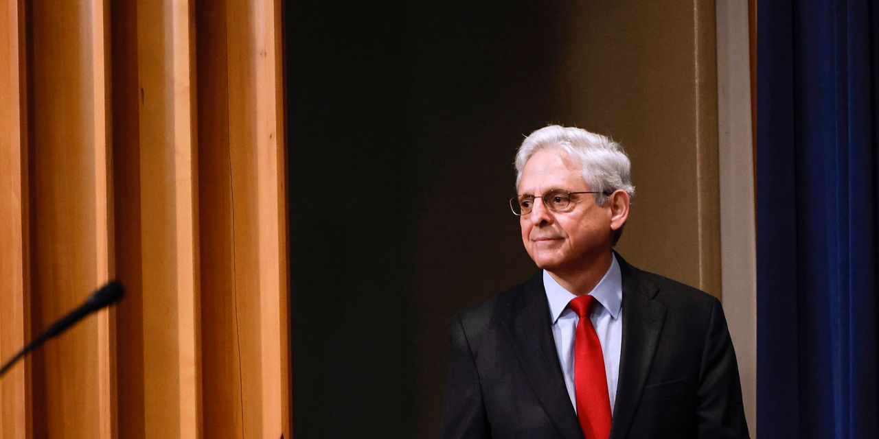 Trump's Legal Team Seeks Meeting with AG Garland as Special Counsel Probe Concludes.