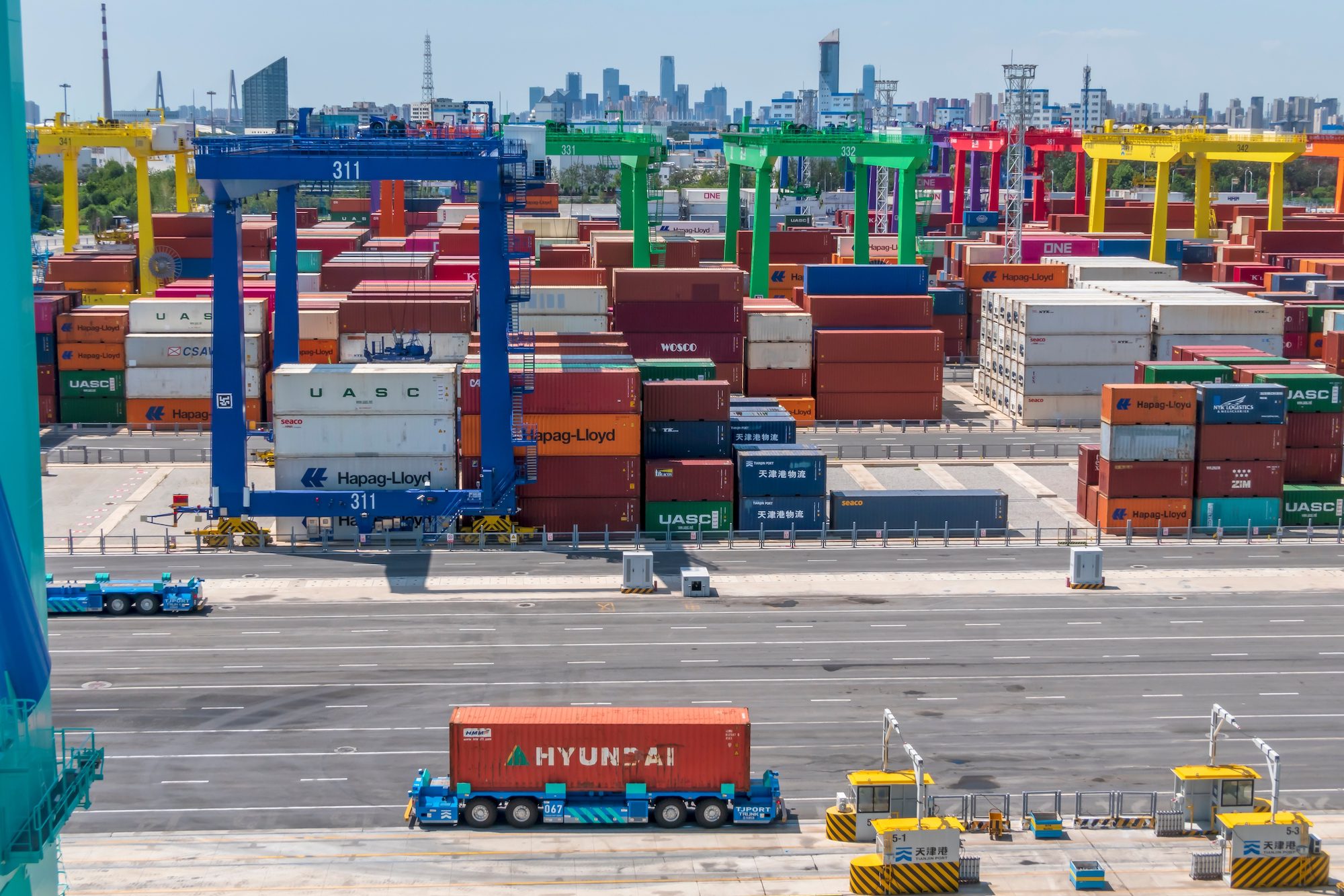 Featured image for Red Sea Shipping Attacks Squeeze China's Exporters