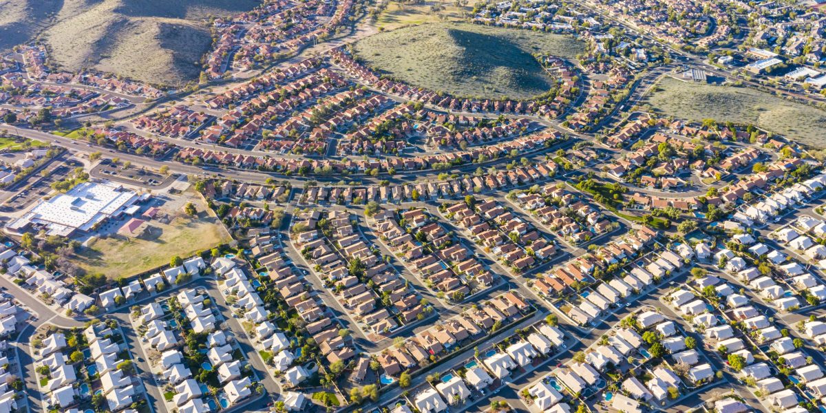 Housing market turbulence causes Wall Street to flee, but CEO predicts recovery.