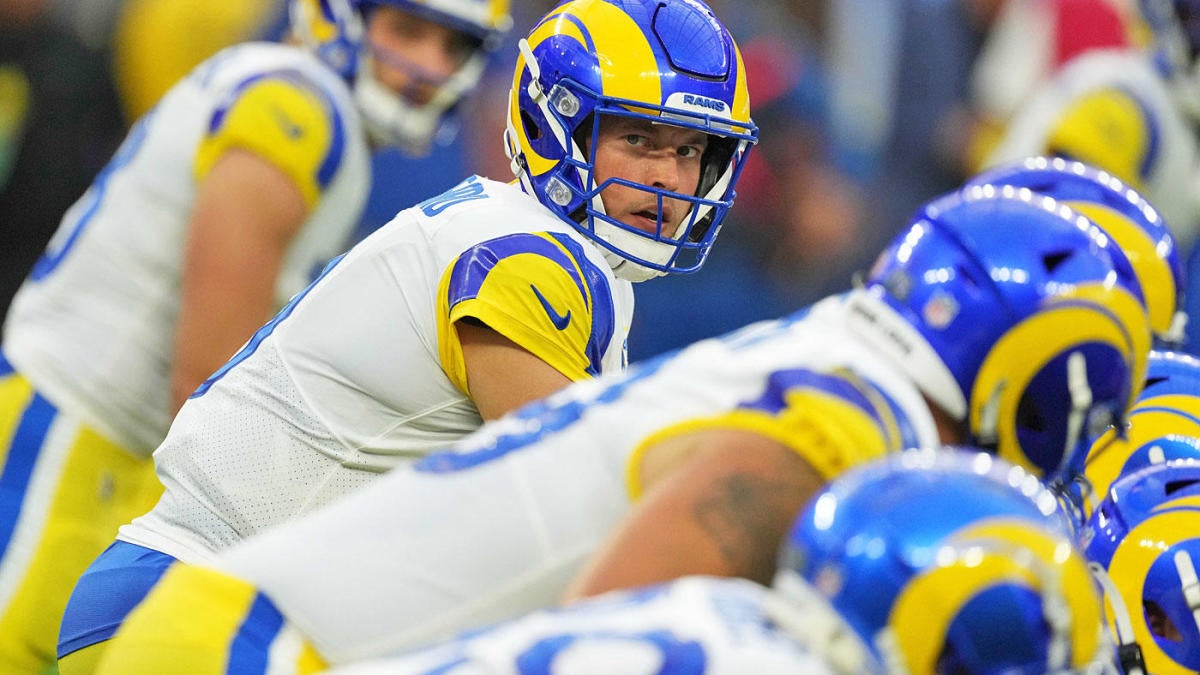 "Fantasy Football Week 7: Stafford, WRs, RBs, and Waivers - Top Options and Situations"
