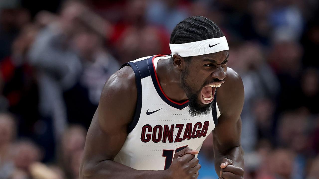 Featured image for Arizona Maintains No. 1 Spot in College Basketball Rankings