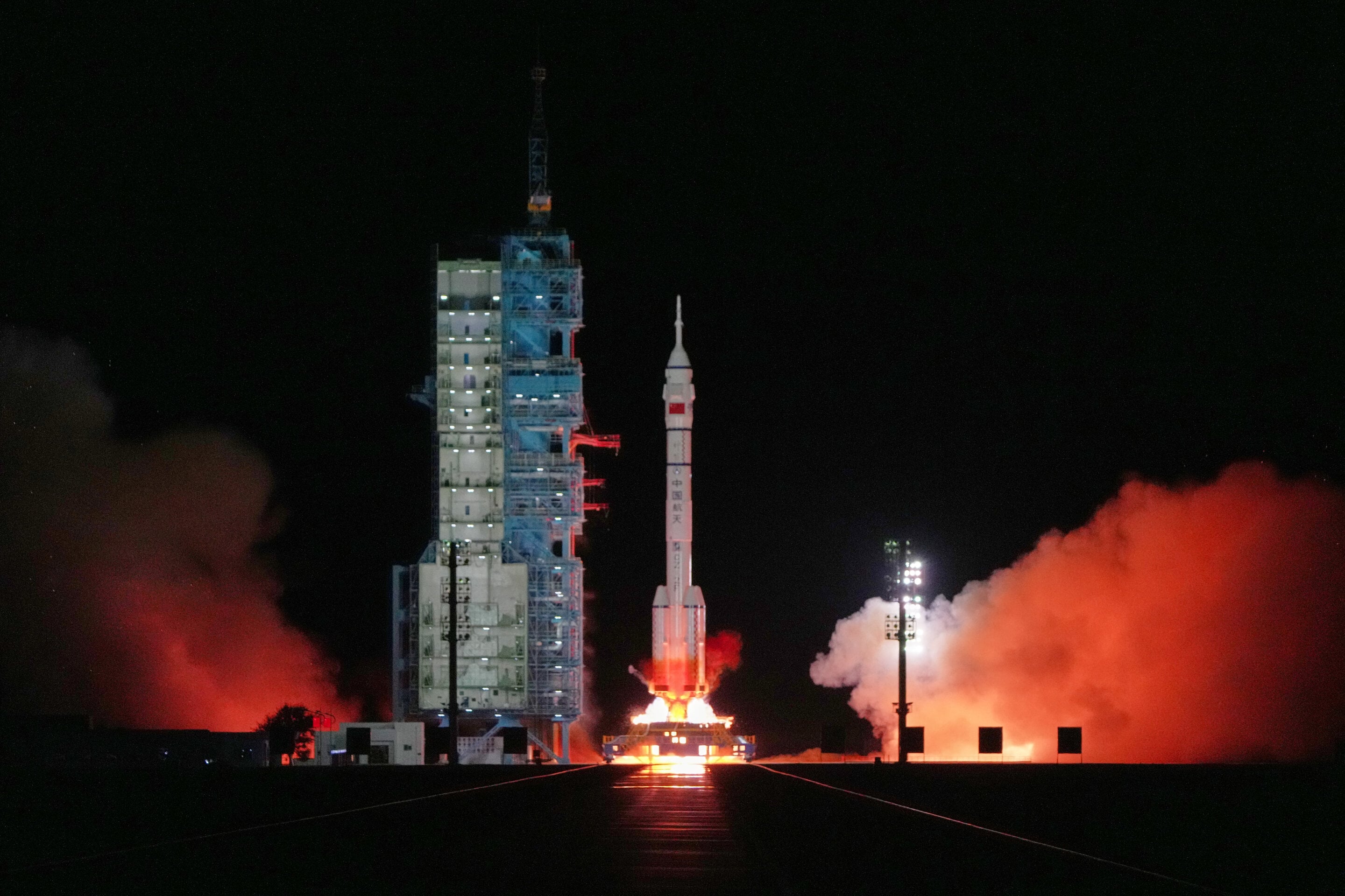 Featured image for China's Shenzhou 21 Mission Sets Speed Record with Youngest Astronaut and Space Mice
